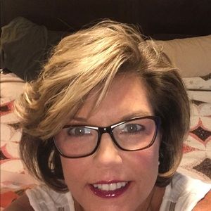 Meet your Posher, Marsha